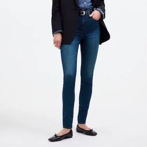 Madewell 10” High Rise Skinny Dark Blue Skinny Jeans Size 26